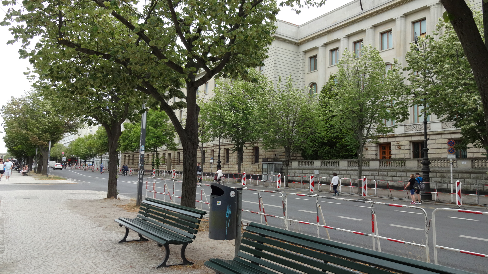Russische Botschaft abgeriegelt und bewacht